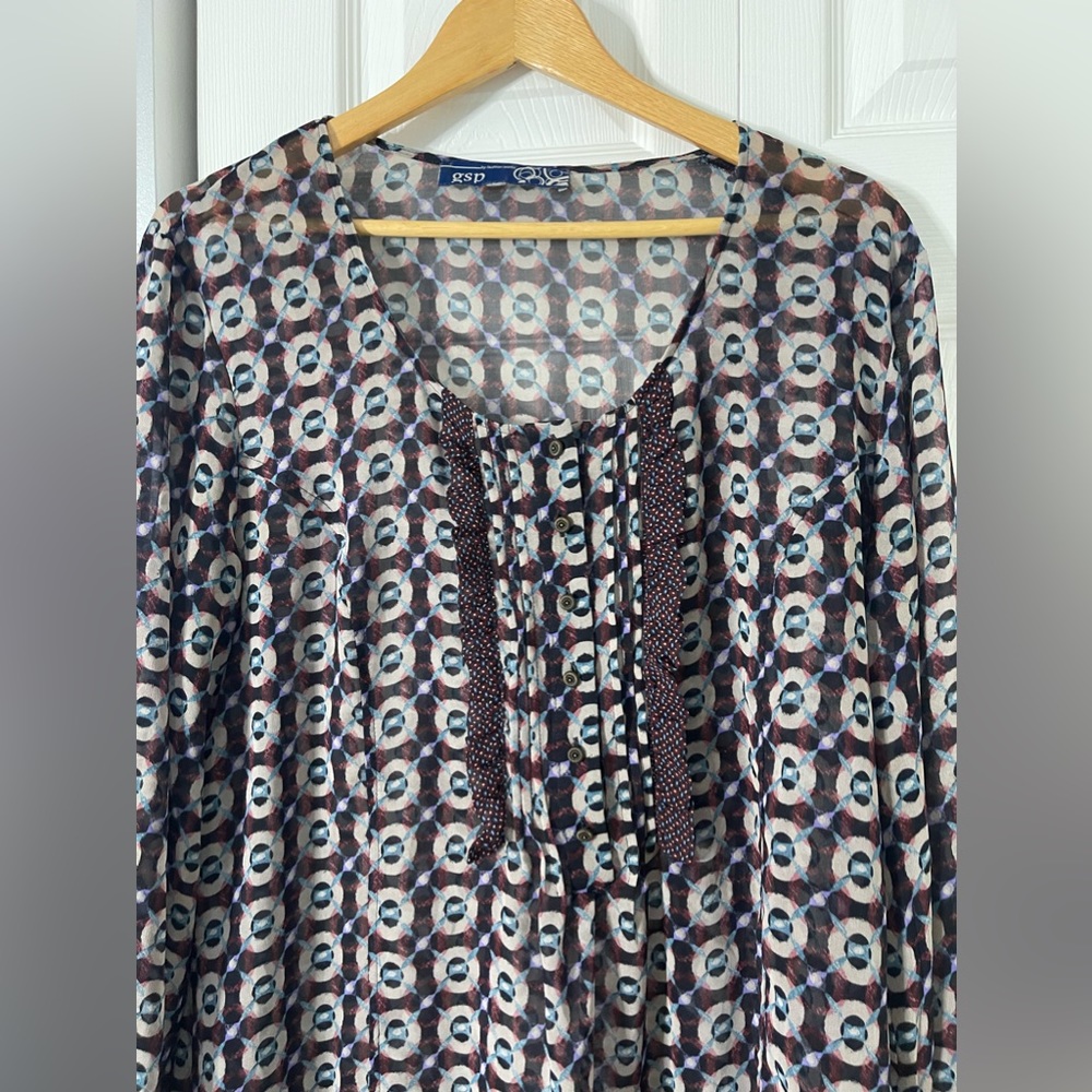 See through thin Blouse button down, long sleeve Plus size 2XXL cover up - Picture 5 of 5